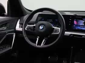 BMW iX1 (2025) thumbnail 25