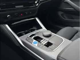 BMW i4 (2026) thumbnail 13