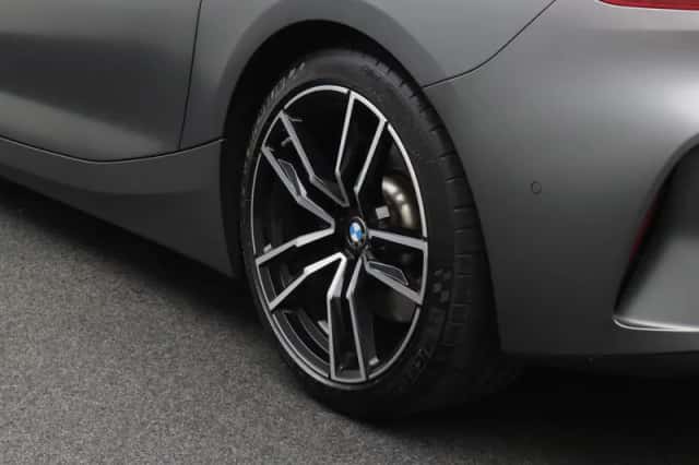 BMW Z4 (2023) thumbnail 5