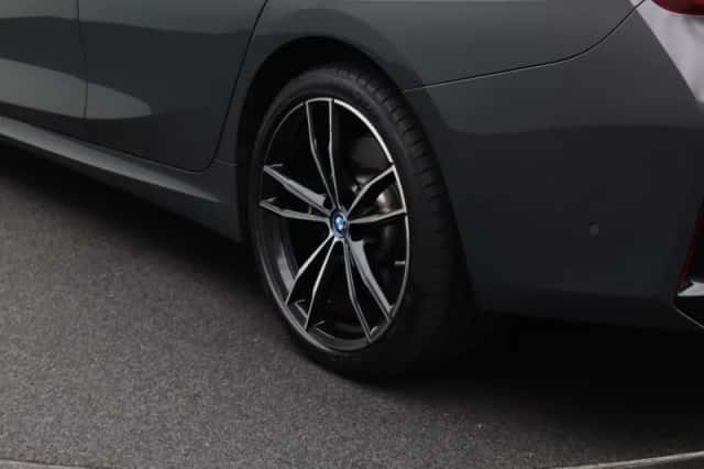 BMW 3-Serie (2024) thumbnail 5