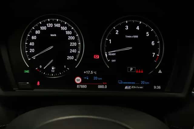 BMW X1 (2022) thumbnail 3