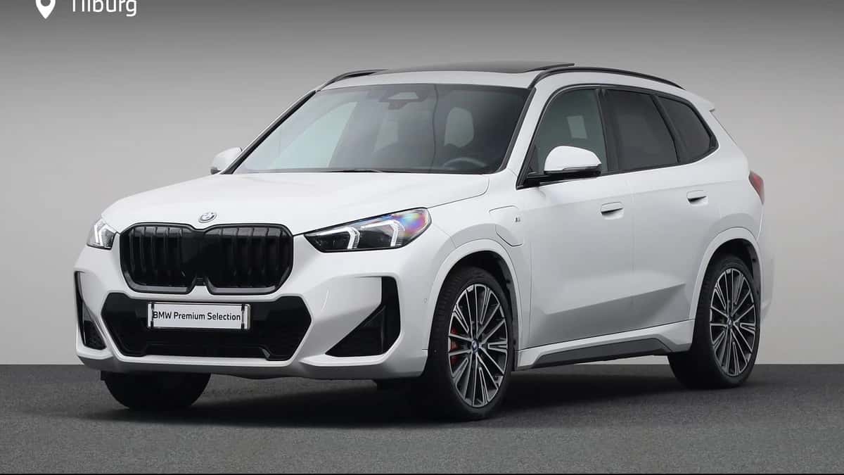 BMW X1 (2025) — foto 1