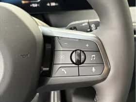 BMW iX (2026) thumbnail 12