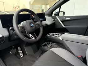 BMW iX (2026) thumbnail 3