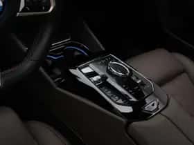 BMW i5 (2024) thumbnail 14
