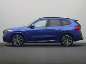 BMW X1 (2023) thumbnail 12