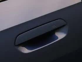 BMW X1 (2023) thumbnail 8