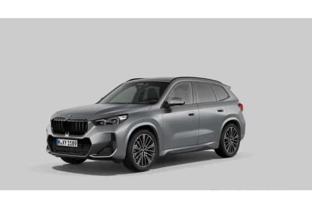 BMW X1 (2023) thumbnail 3