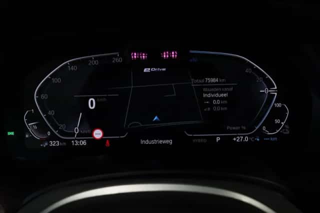 BMW X5 (2022) thumbnail 3