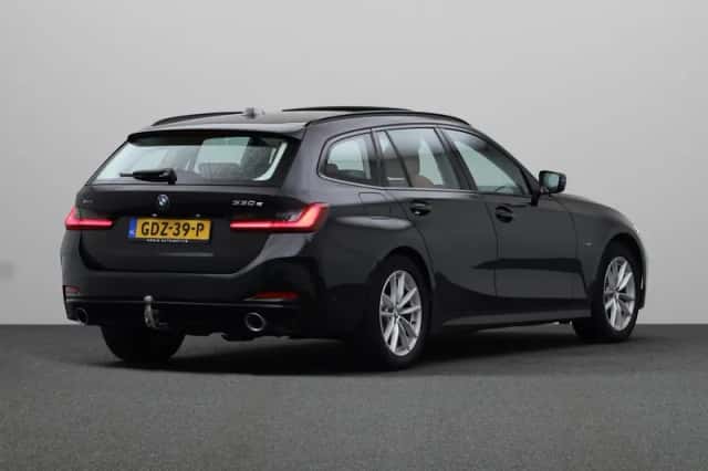 BMW 3-Serie (2023) thumbnail 2
