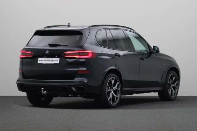 BMW X5 (2023) thumbnail 2