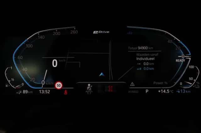 BMW X5 (2023) thumbnail 3