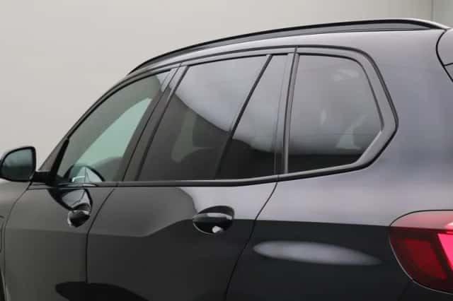BMW X5 (2023) thumbnail 4