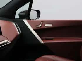 BMW iX (2022) thumbnail 15