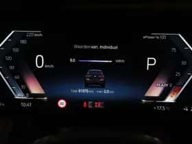 BMW iX (2022) thumbnail 3