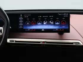 BMW iX (2022) thumbnail 22
