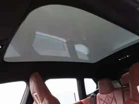BMW iX (2022) thumbnail 26