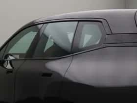 BMW iX (2022) thumbnail 4
