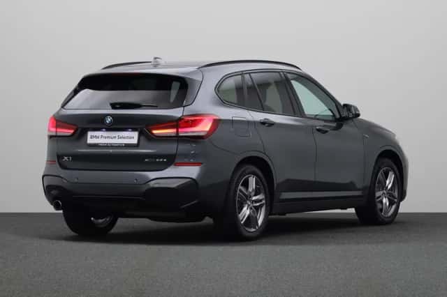 BMW X1 (2022) thumbnail 2
