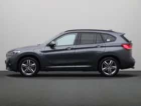 BMW X1 (2022) thumbnail 11