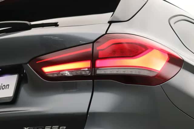 BMW X1 (2022) thumbnail 6