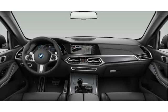 BMW X5 (2023) thumbnail 2