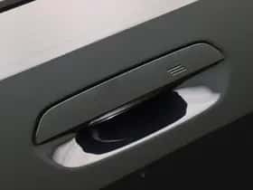 BMW i5 (2025) thumbnail 6