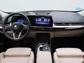 BMW iX1 (2025) thumbnail 23