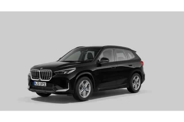 BMW iX1 (2023) thumbnail 3