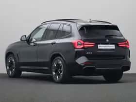 BMW iX3 (2024) thumbnail 13