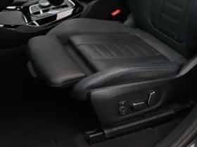 BMW iX3 (2024) thumbnail 18