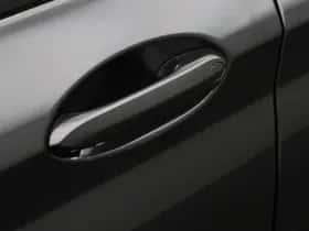 BMW iX3 (2024) thumbnail 9
