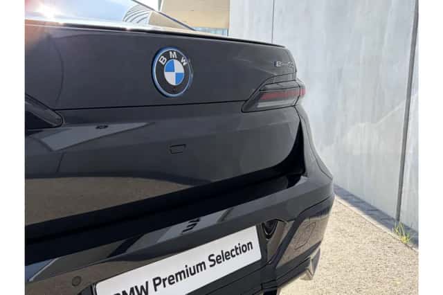 BMW i7 (2026) thumbnail 6