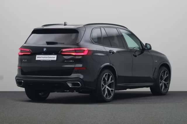 BMW X5 (2023) thumbnail 2