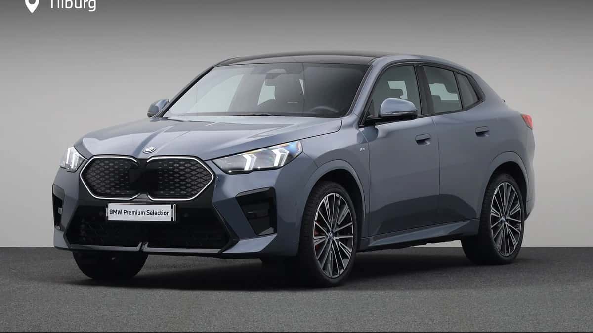BMW iX2 (2025) — foto 1