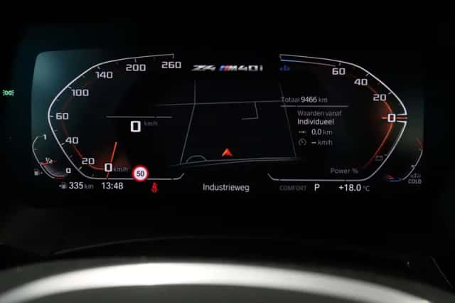 BMW Z4 (2025) thumbnail 3