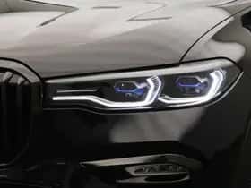 BMW X7 (2020) thumbnail 24