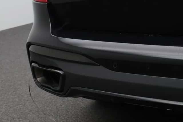 BMW X7 (2020) thumbnail 6