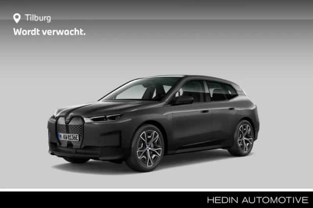 BMW iX (2022) thumbnail 1