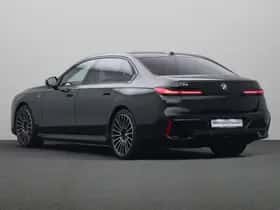 BMW i7 (2024) thumbnail 13