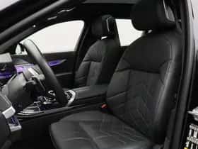 BMW i7 (2024) thumbnail 20