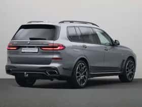 BMW X7 (2025) thumbnail 2