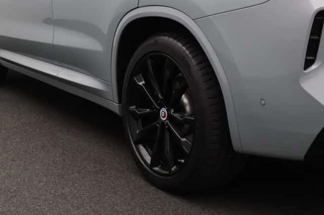 BMW X3 (2023) thumbnail 4
