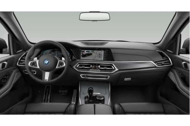 BMW X5 (2023) thumbnail 2