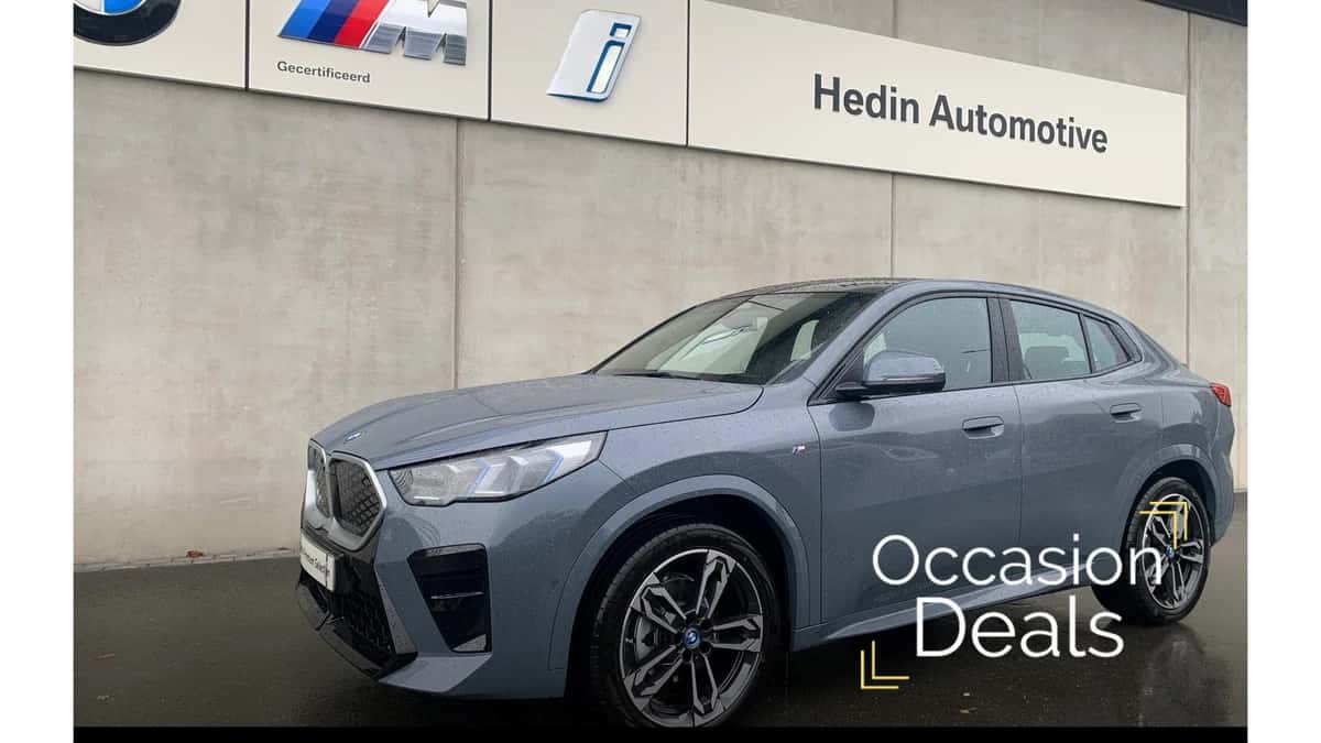 BMW iX2 (2025) — foto 1