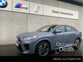 BMW iX2 (2025) thumbnail 1