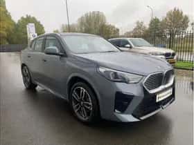 BMW iX2 (2025) thumbnail 14