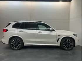 BMW X5 (2021) thumbnail 13