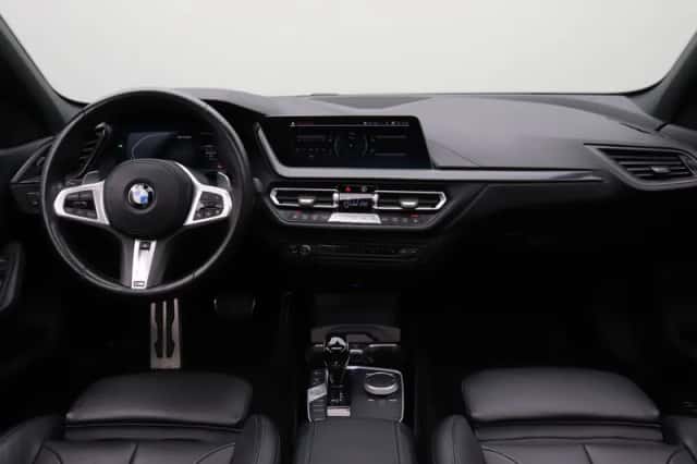 BMW 1-Serie (2022) thumbnail 3