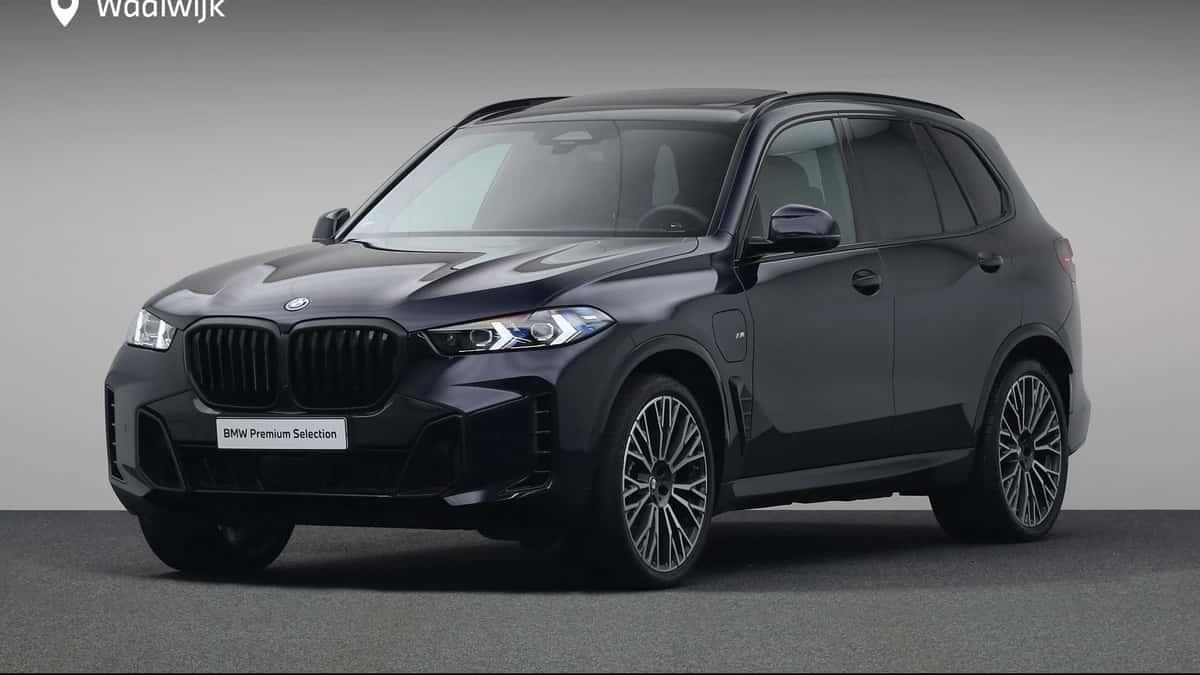 BMW X5 (2025) — foto 1